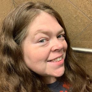 Meet your Posher, Cassandra